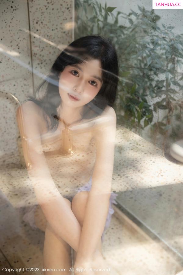 糖豆  [XiuRen]高清写真图 2023.09.27 No.7451 糖豆sisi 睡裙美腿第50张图片